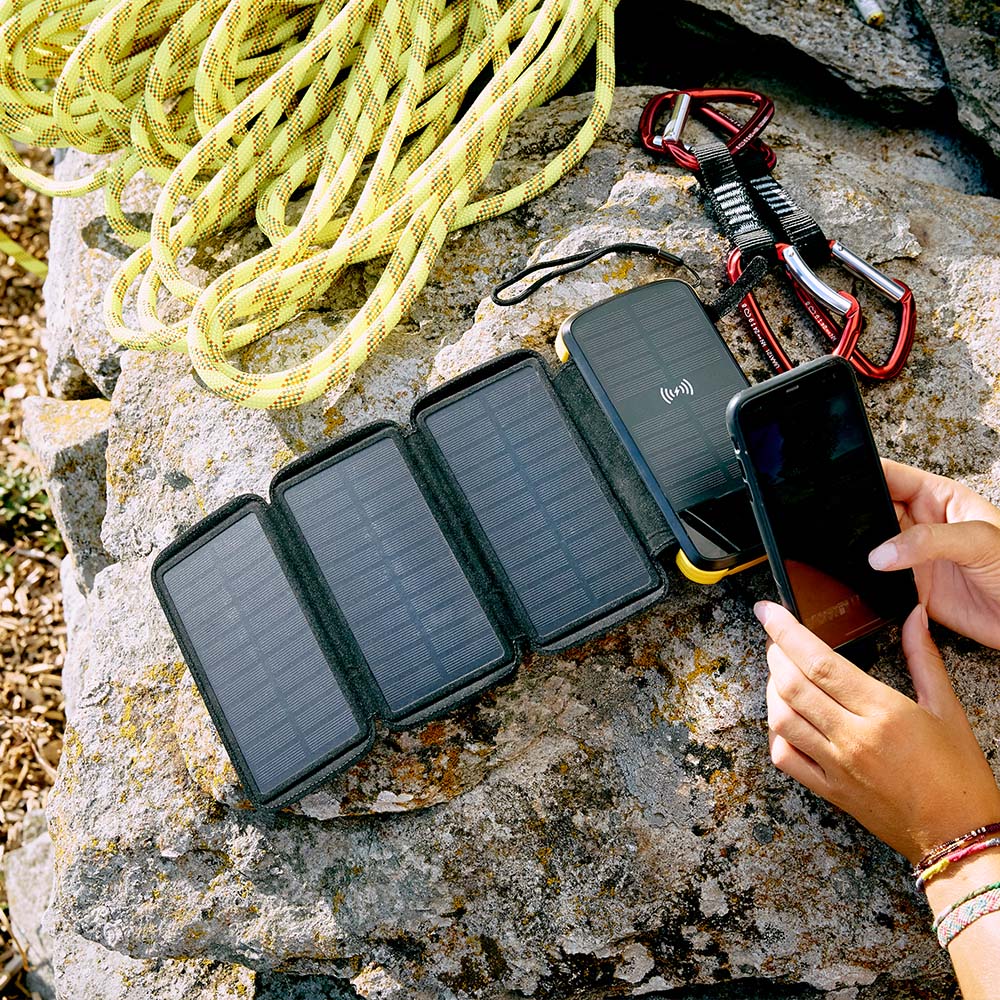 Batterie externe et chargeur solaire 16000 mAh Eclairage LED intégré