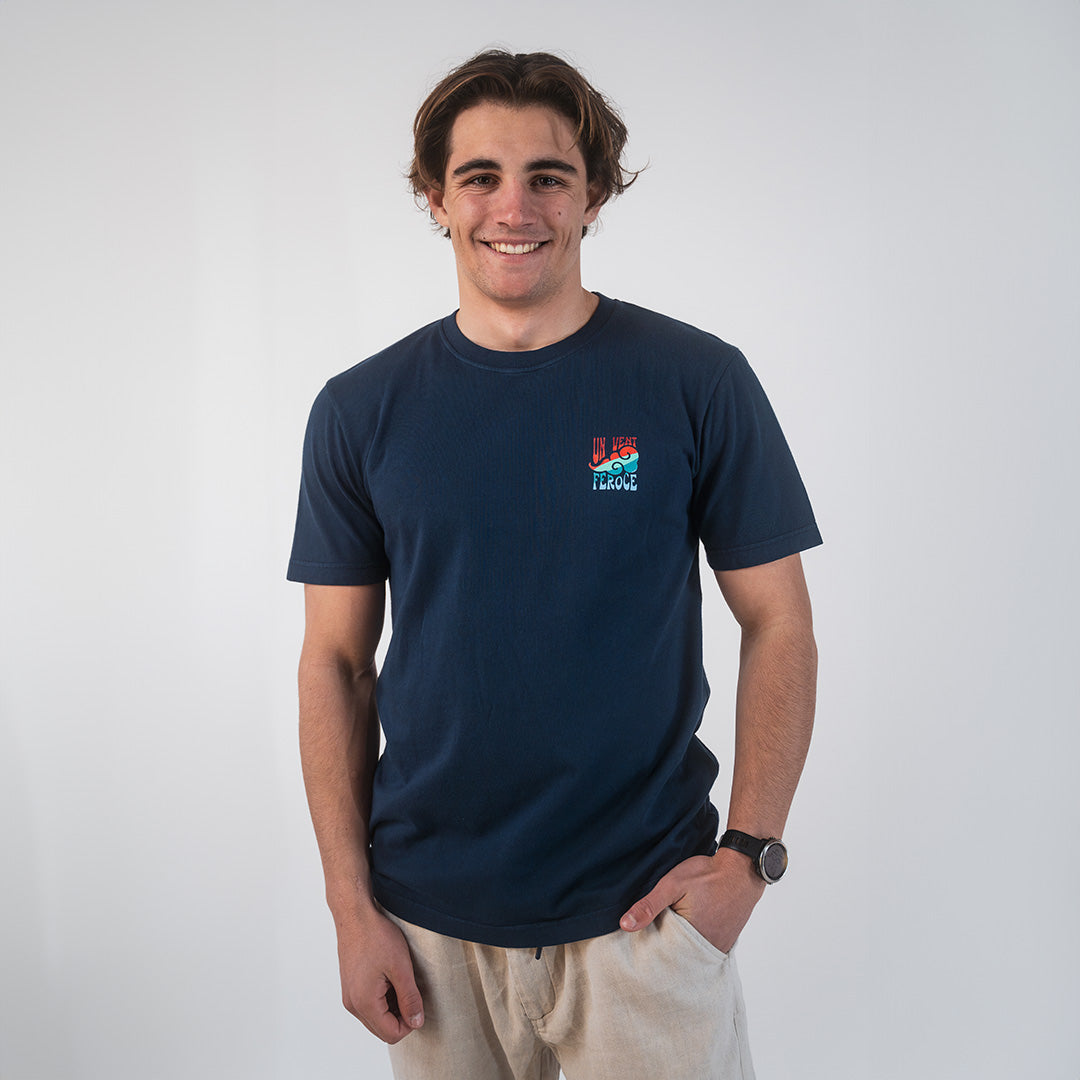 T-shirt coton bio Un Vent Feroce - bleu FEROCE vue de face
