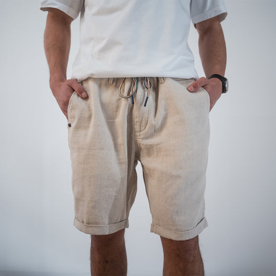 Short Summer en lin et coton - beige FEROCE porté de face vue large