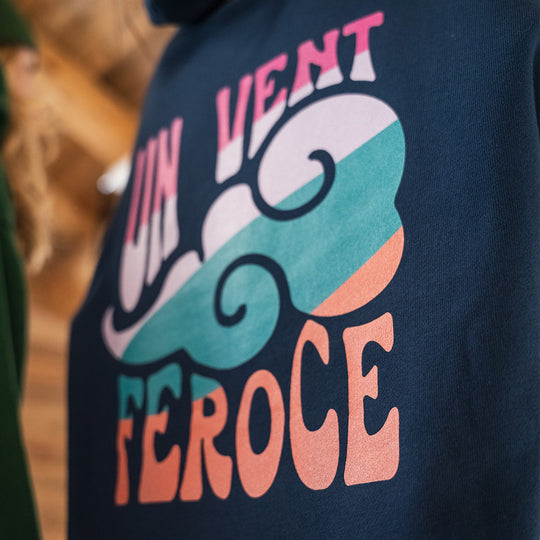 Hoodie coton bio Un Vent Feroce - Bleu marine