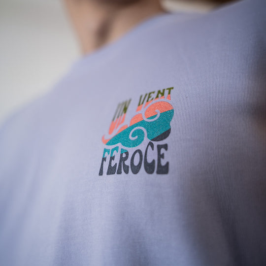 T-shirt coton bio Un Vent Feroce - parme FEROCE détail logo poitrine
