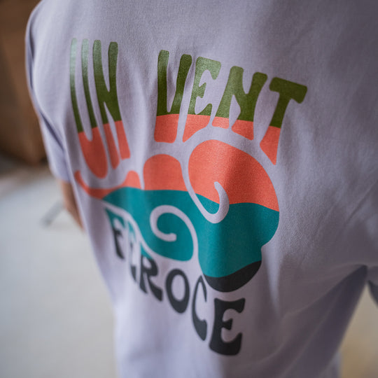 T-shirt coton bio Un Vent Feroce - parme FEROCE détail impression dos