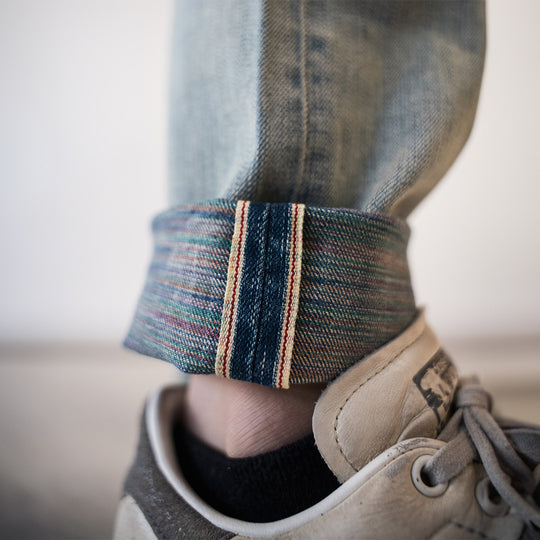 Jean denim selvedge Lukla - délavé FEROCE détail ourlet selvedge