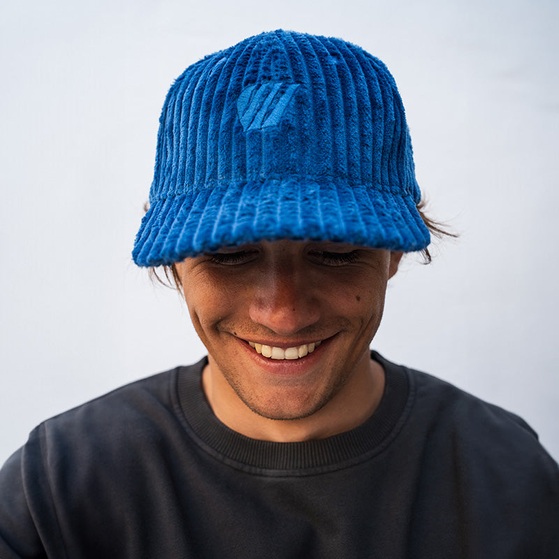 Casquette Meltem velours cotelé - Bleue FEROCE vue dessus texture
