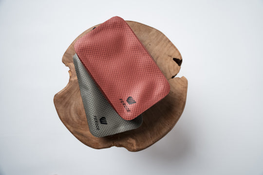 pochette Leoube étanche IPX6 rose coraille vue dessus