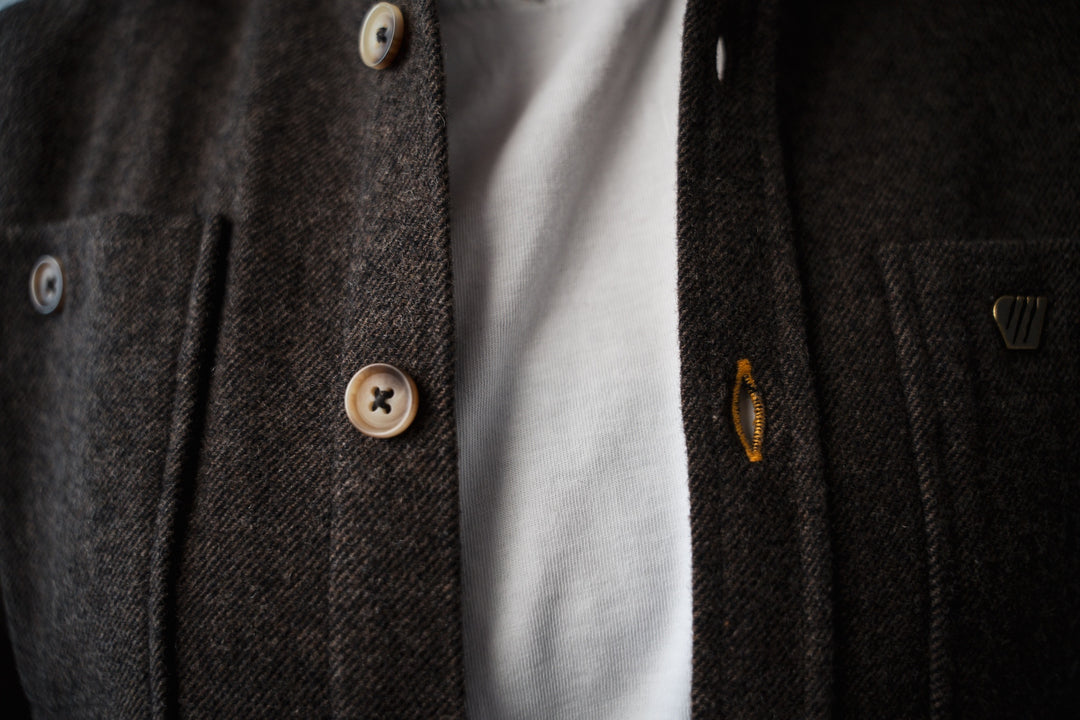 Chemise MEZENC en laine - marron FEROCE détail boutons