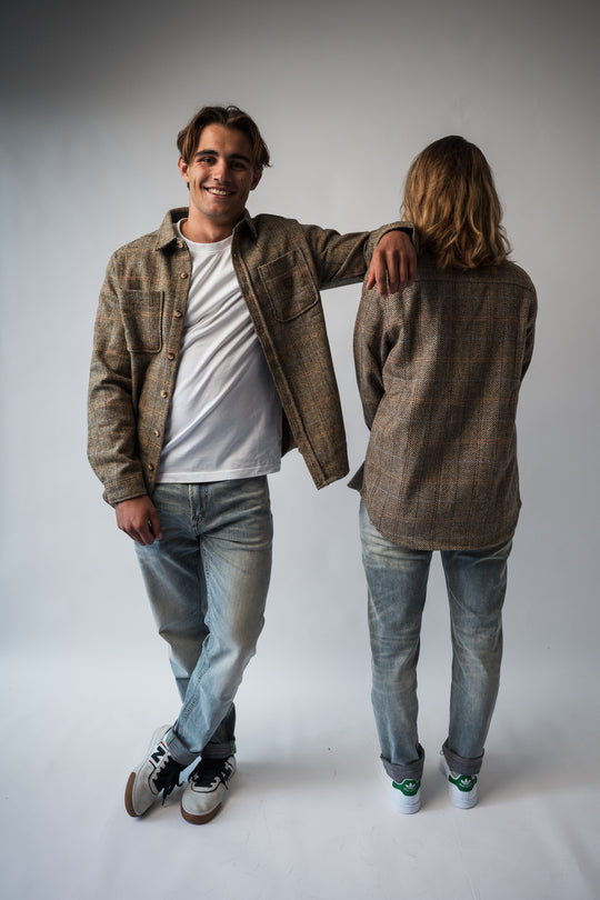 Chemise Mezenc en laine - beige couple tenue complète studio