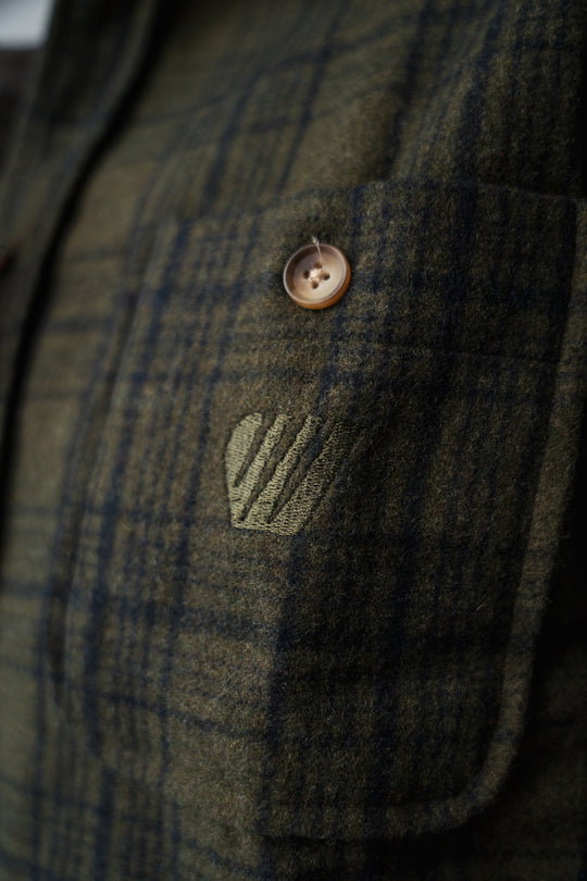 Chemise Mezenc en laine - Kaki FEROCE détail carreaux et logo