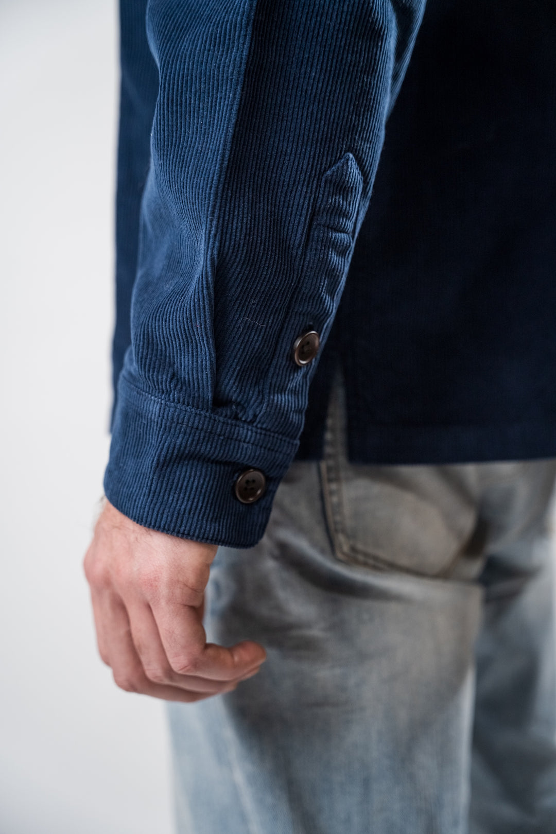 Chemise Velours Bronco - Bleu Pétrole FEROCE détail manche et boutons