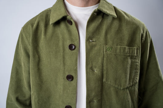 Chemise Velours Bronco - Vert sauge détails poche et boutons