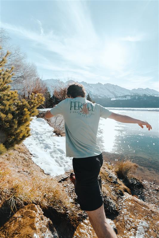 T-shirt coton bio Kétos vert glacé détail logo dos