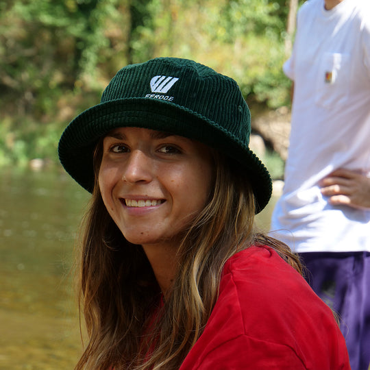 Chapeau style bob velours cotelé - Vert