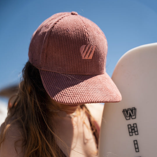 Casquette Alizée velours cotelé - Rose portée en extérieur
