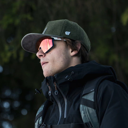 Casquette Sirocco Feroce cuir &amp; laine - Kaki portée vue de côté