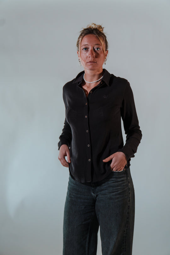 Chemise Mérinos Ibérica Femme - Marron FEROCE portée de face