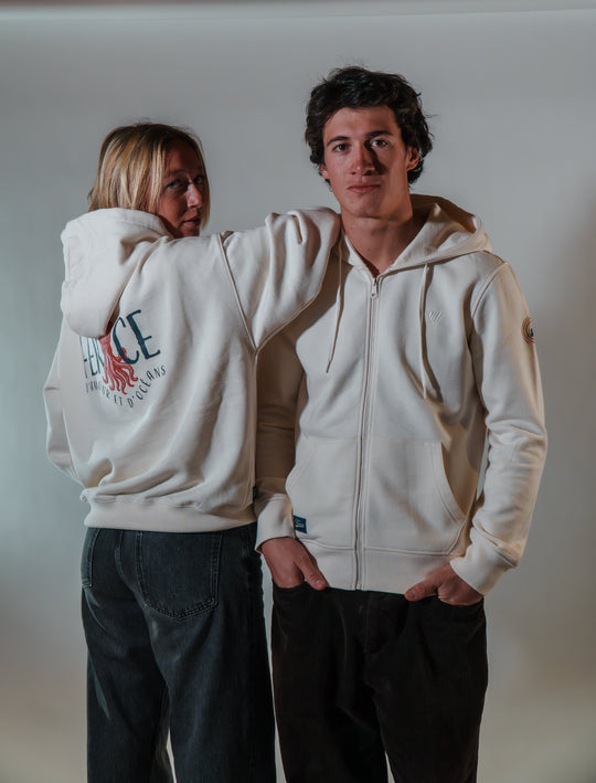 Veste Zipée Aegean - Écru FEROCE portée style lifestyle