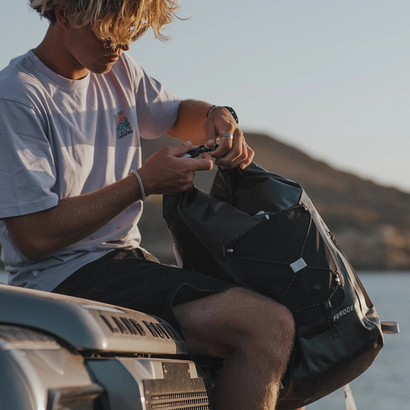 Sac à dos étanche IPX6 Kiteloop 27L - noir FEROCE utilisation ouverture