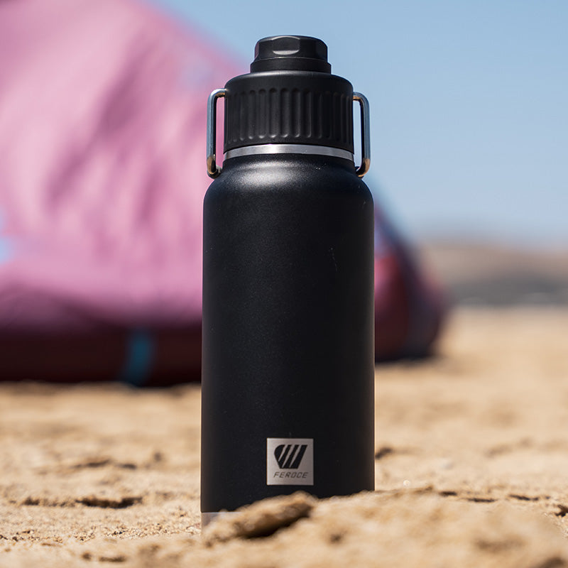 Gourde isotherme 800 ml - noirFEROCE sur sable