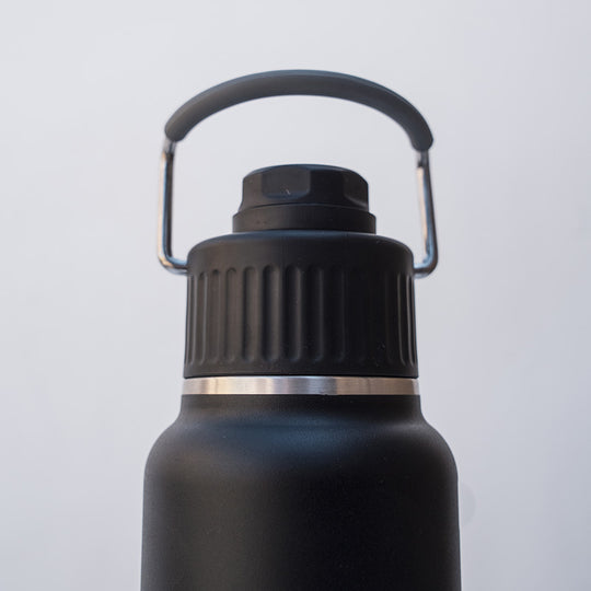 Gourde isotherme 800 ml - noir FEROCE détail bouchon poignée